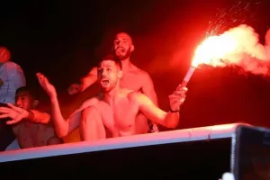 (ΦΩΤΟΣ/ΒΙΝΤΕΟ) "Κάηκε" η Λεμεσός για τους πρωταθλητές! 