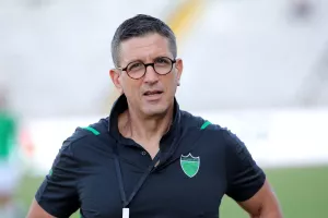 "Καταλήξαμε να αγωνιζόμαστε παραμονή/Δια μαεστρίας διορισμοί... και ο Βασίλης Δημητρίου"