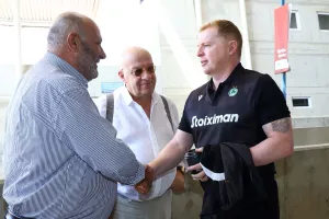 Κίκης με Λένον!
