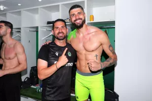 Το "πράσινο" πάρτι στ' αποδυτήρια! (φώτος)