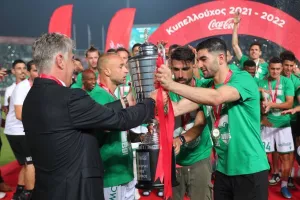 (BINTEO/ΦΩΤΟΣ) Η απονομή στην Ομόνοια και όσα ακολούθησαν!