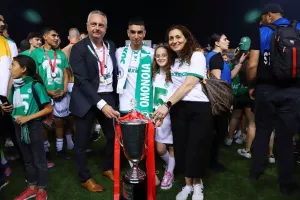 (BINTEO/ΦΩΤΟΣ) Η απονομή στην Ομόνοια και όσα ακολούθησαν!