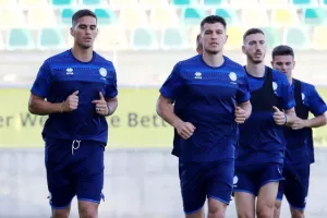 Φουλάρει για Κόσοβο η Εθνική, το kerkida.net στην Αρένα (φώτος)