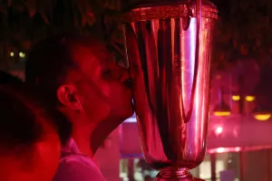 Φιλί... Τσόρνιγκερ