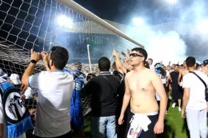 ΠΛΟΥΣΙΟ ΦΩΤΟΡΕΠΟΡΤΑΖ/ΧΑΜΟΣ για τον πρωταθλητή Απόλλωνα! 