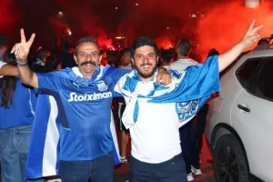(ΦΩΤΟΣ/ΒΙΝΤΕΟ) "Κάηκε" η Λεμεσός για τους πρωταθλητές! 