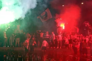 (ΦΩΤΟΣ/ΒΙΝΤΕΟ) "Κάηκε" η Λεμεσός για τους πρωταθλητές! 