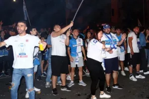 (ΦΩΤΟΣ/ΒΙΝΤΕΟ) "Κάηκε" η Λεμεσός για τους πρωταθλητές! 