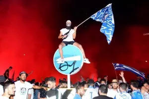 (ΦΩΤΟΣ/ΒΙΝΤΕΟ) "Κάηκε" η Λεμεσός για τους πρωταθλητές! 