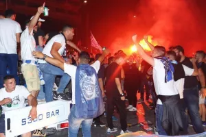 (ΦΩΤΟΣ/ΒΙΝΤΕΟ) "Κάηκε" η Λεμεσός για τους πρωταθλητές! 