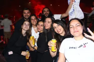 (ΦΩΤΟΣ/ΒΙΝΤΕΟ) "Κάηκε" η Λεμεσός για τους πρωταθλητές! 