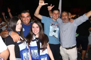 (ΦΩΤΟΣ/ΒΙΝΤΕΟ) "Κάηκε" η Λεμεσός για τους πρωταθλητές! 