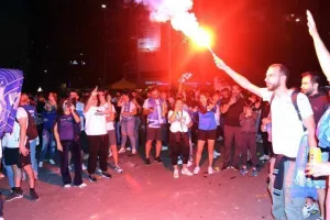 (ΦΩΤΟΣ/ΒΙΝΤΕΟ) "Κάηκε" η Λεμεσός για τους πρωταθλητές! 
