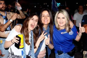 (ΦΩΤΟΣ/ΒΙΝΤΕΟ) "Κάηκε" η Λεμεσός για τους πρωταθλητές! 