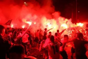 (ΦΩΤΟΣ/ΒΙΝΤΕΟ) "Κάηκε" η Λεμεσός για τους πρωταθλητές! 