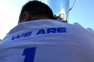 Η εκκίνηση των Champions στο ανοικτό λεωφορείο, ακολούθησαν οι Απολλωνίστες! (βίντεο-φώτος kerkida.net)