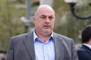 "Θα παίξω 200€ τον Παναθηναϊκό στον τελικό - Ο Λουτσέσκου νομίζει ότι έγινε Μουρίνιο"