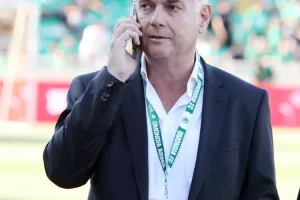 Η πρώτη "βόλτα" και... το χαμόγελο του Παπασταύρου (φώτος)