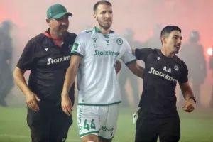 (ΒΙΝΤΕΟ/ΦΩΤΟΣ) Ο... χαμός μπροστά στο πέταλο!