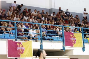 "Φουλ" το Κίτιον από ΑΕΚτζήδες και Στροβολιώτες!
