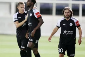 Εθνικός-ΑΕΚ: Ολοκλήρωσε την έκπληξη με... τριάρα και Τελικό!