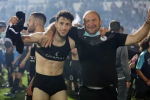 Ξέφρενο γλέντι στο Δασάκι! (φώτος)