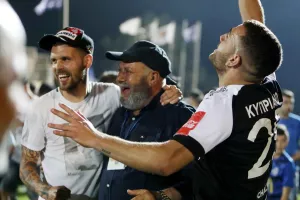 Κίκης Φιλίππου "ΣΤΗΝ ΚΕΡΚΙΔΑ" - "Είχαν καρδιά οι παίκτες, δεν υψώνουμε λευκή σημαία"