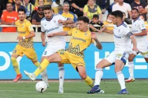 ΑΠΟΕΛ - Ανόρθωση: Όλα ανοιΧτά για το Champions League... (φώτος)