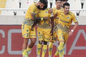 ΑΠΟΕΛ - Ανόρθωση: Όλα ανοιΧτά για το Champions League... (φώτος)