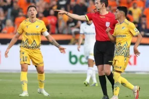 ΑΠΟΕΛ - Ανόρθωση: Όλα ανοιΧτά για το Champions League... (φώτος)