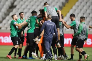 Ολυμπιακός - Εθνικός: Μοιρασιά με... υπογραφή Κυπρίων 