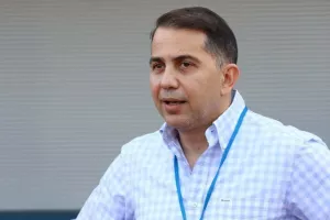 Απόλλων - ΑΠΟΕΛ: Πήρε το κρισιμότερο, "αγγίζει" το πρωτάθλημα! (φώτος)