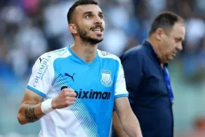 Απόλλων - ΑΠΟΕΛ: Πήρε το κρισιμότερο, "αγγίζει" το πρωτάθλημα! (φώτος)