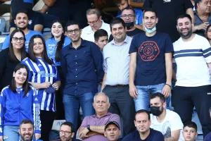 Τους πήραν σπίτι