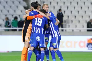 Για να... "χαλάσει" την γιορτή!