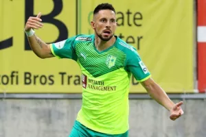 ΑΕΚ - Πάφος: Στα… πόδια της το Conference, περιμένει… για Champions League! (φώτος)