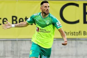 ΑΕΚ - Πάφος: Στα… πόδια της το Conference, περιμένει… για Champions League! (φώτος)