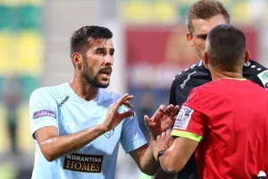 ΑΕΚ - Πάφος: Στα… πόδια της το Conference, περιμένει… για Champions League! (φώτος)