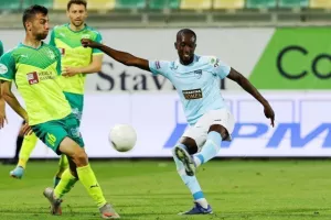 ΑΕΚ - Πάφος: Στα… πόδια της το Conference, περιμένει… για Champions League! (φώτος)