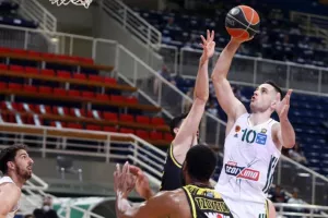 Σάρωσε τον Άρη με πολυφωνία και… Σίβα ο Παναθηναϊκός!
