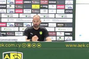 Μπαντία: "Κοιταχτήκαμε στα μάτια με τον Καραπατάκη..." (βίντεο)