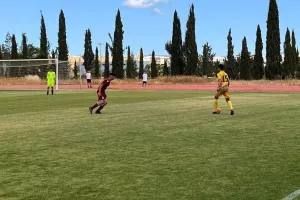 Σούπερ Καπ... Παίδων: Το σήκωσαν... Ομόνοια (Κ14) και ΑΠΟΕΛ (Κ16)!