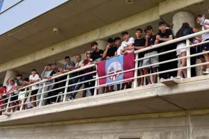 Τράβηξαν... αρκετά βλέμματα οι μικροί