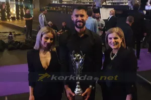 Βανά... με Άννα και Χρυσάνθη!