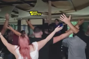 Σε ρόλο οργανωτή, η κορούλα του Προέδρου! (Βίντεο)