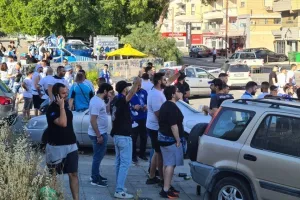 Σε χρώμα… γαλάζιο οι δρόμοι! (Φώτος)