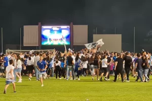 Τελευταίο σφύριγμα και Απολλωνίστικη... ΤΡΕΛΑ!! (Φώτος/Βίντεο)