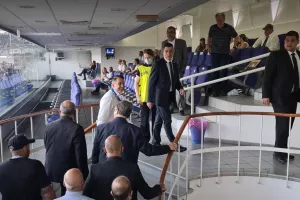 (ΒΙΝΤΕΟ - Kerkida) Η άφιξη του ΠτΔ στο "Τσίρειο"