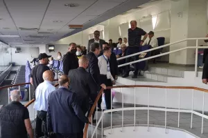(ΒΙΝΤΕΟ - Kerkida) Η άφιξη του ΠτΔ στο "Τσίρειο"