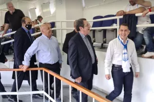 (ΒΙΝΤΕΟ - Kerkida) Η άφιξη του ΠτΔ στο "Τσίρειο"